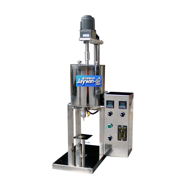 Heating filling machine for paste cosmetics such as lipstick and foundation cream